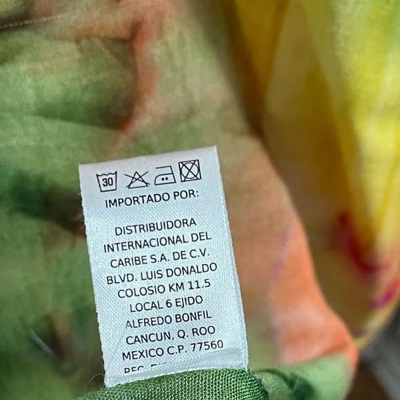 Beach wrap from Mexico 2012 - Picture 3 of 4